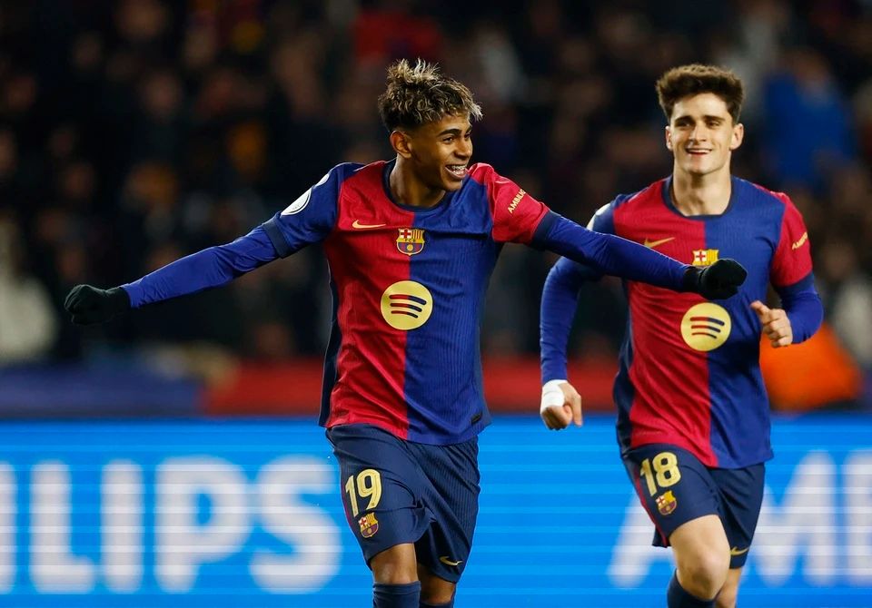 魔术生涯最强一战！贝恩狂轰37+8创新高，带队4连胜出线